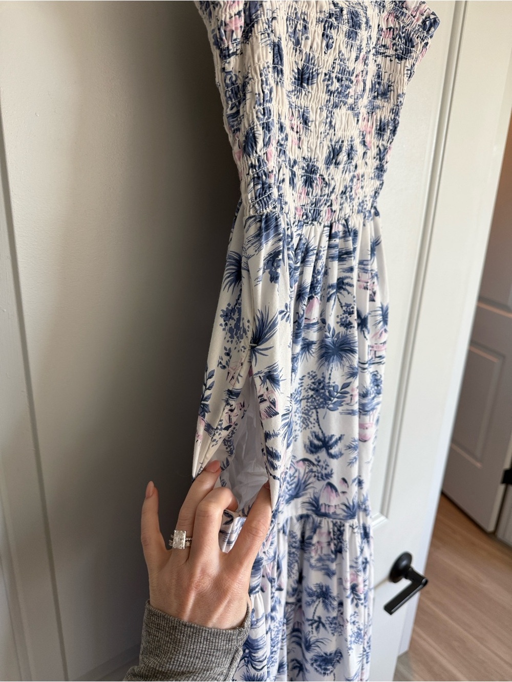 Abercrombie & Fitch White Maxi Dress with Blue and Pink Floral Print - Picture 4 of 5
